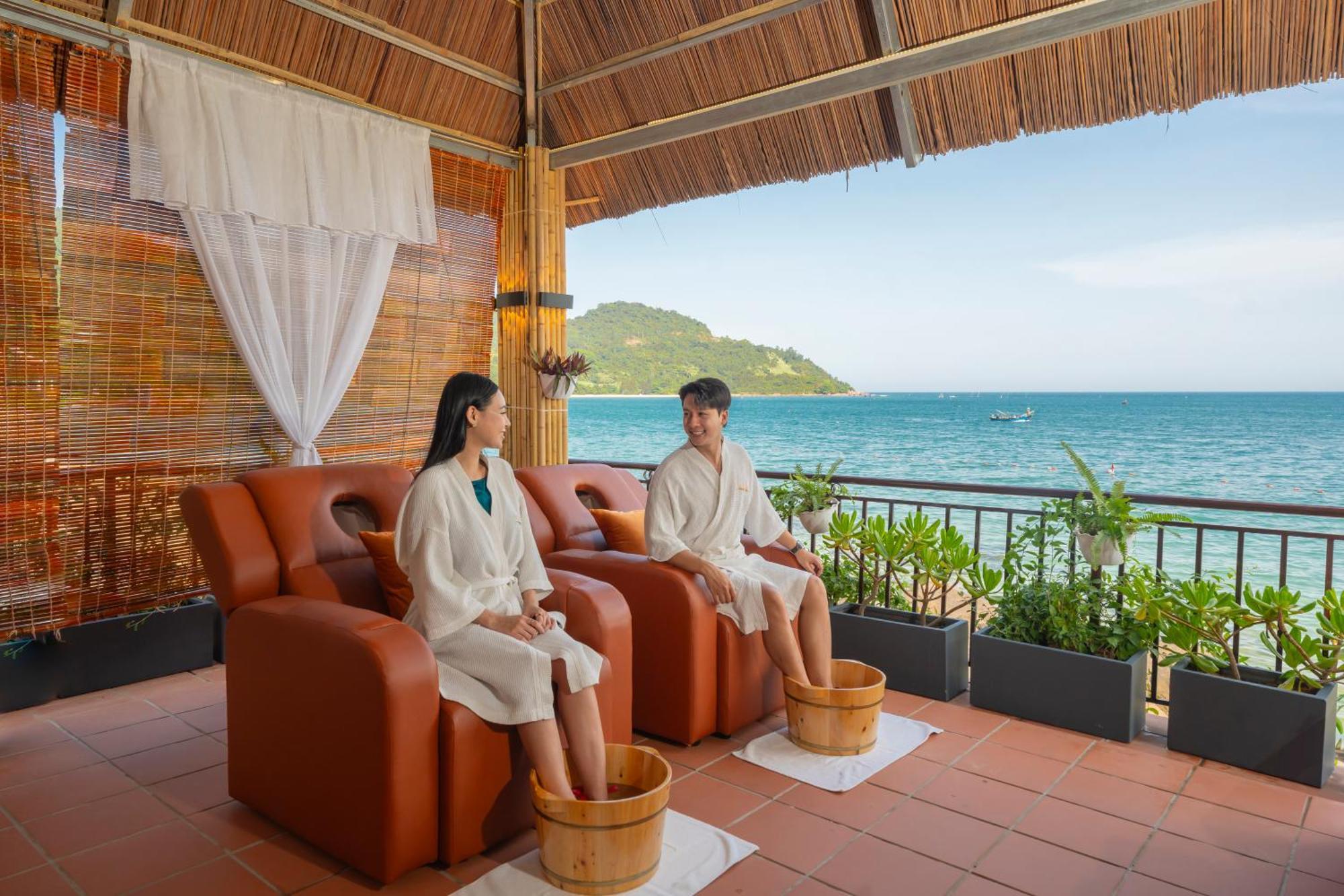 Resort Son Tra & 4*