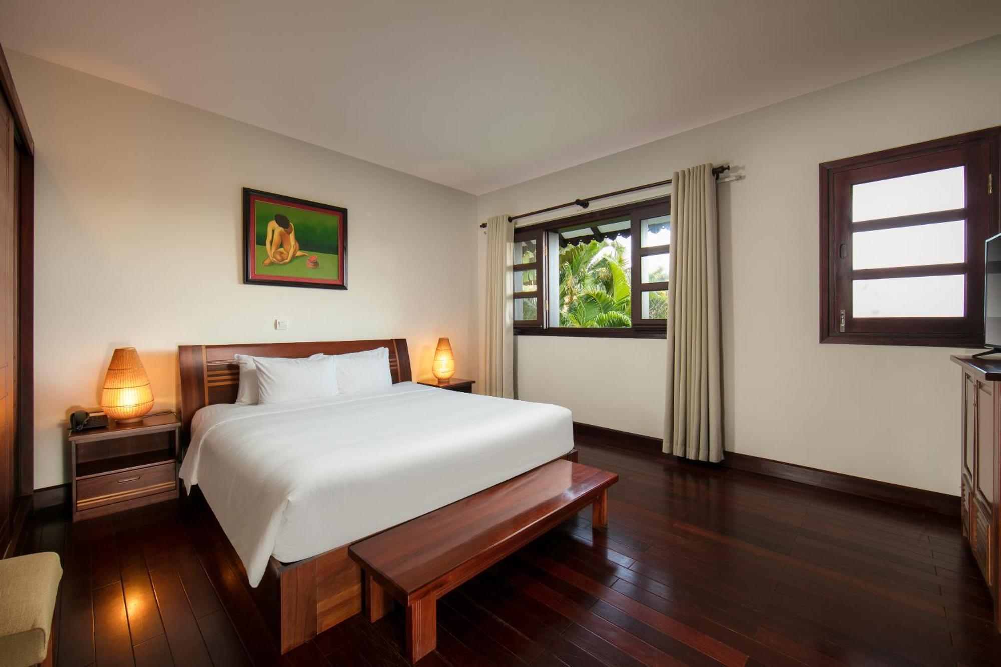 Son Tra & Resort Da Nang